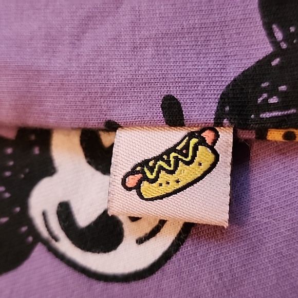 NWT Artist Series shirt. XXL - Picture 10 of 10